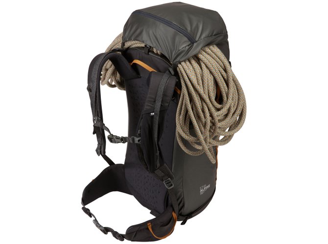 Hiking backpack Thule Stir Alpine 40L (Obsidian) 670x500 - Фото 17