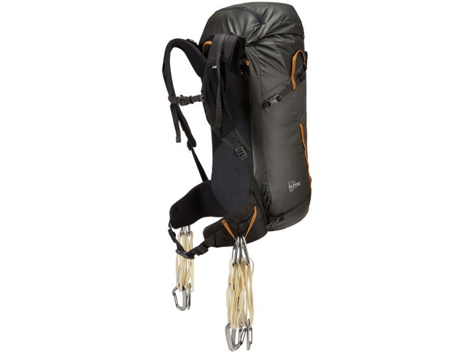 Hiking backpack Thule Stir Alpine 40L (Obsidian) 670x500 - Фото 18