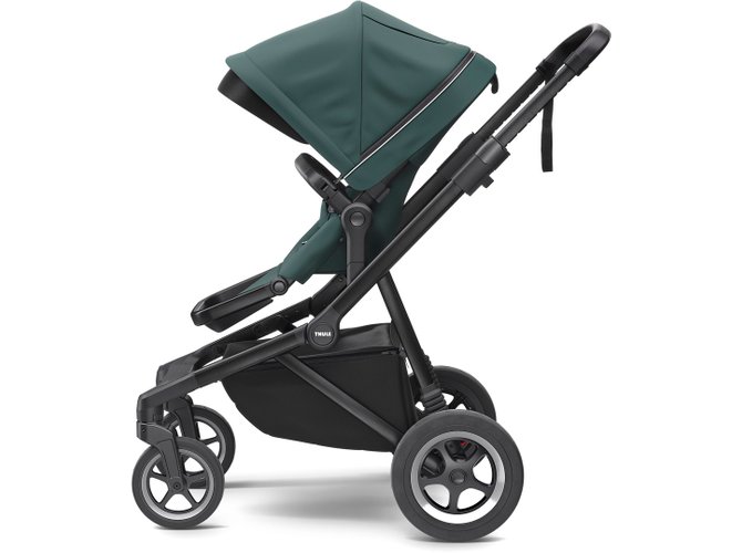 Stroller with bassinet Thule Sleek (Mallard Green on Black) 670x500 - Фото 3