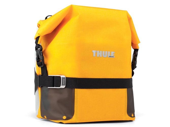 Biking backpack Thule Pack ’n Pedal Small Adventure Touring Pannier (Zinnia) 670x500 - Фото