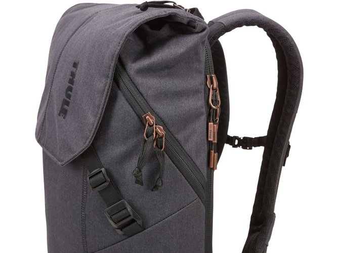 Рюкзак Thule Vea Backpack 25L (Light Navy) 670x500 - Фото 12