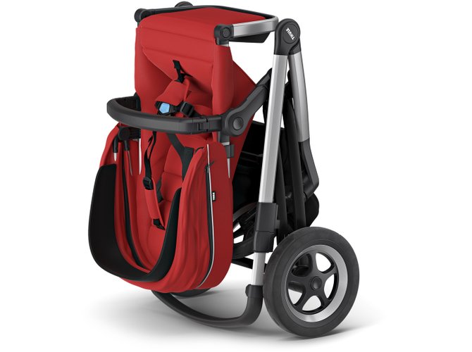 Stroller Thule Sleek (Energy Red) 670x500 - Фото 4
