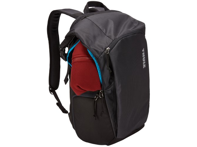 Thule EnRoute Camera Backpack 25L (Dark Forest) 670x500 - Фото 11