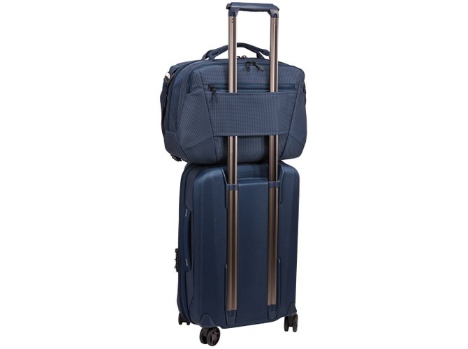 Thule Crossover 2 Boarding Bag (Dress Blue) 670x500 - Фото 8