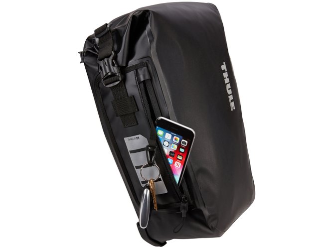Велосипедна сумка Thule Shield Pannier 17L (Black) 670x500 - Фото 5
