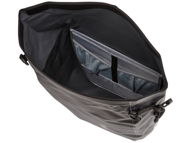 Велосипедні сумки Thule Shield Pannier 25L (Black) 670x500 - Фото 7