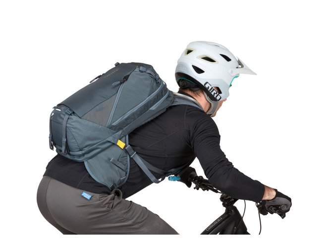 Велосипедний рюкзак Thule Rail Backpack 18L 670x500 - Фото 9