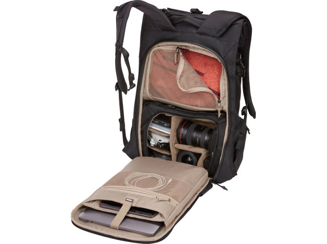 Thule Covert DSLR Rolltop Backpack 32L (Black) 670x500 - Фото 6