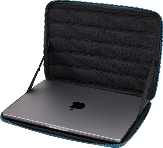 Thule Gauntlet 4 MacBook Sleeve 14'' (Blue) 670:500 - Фото 4