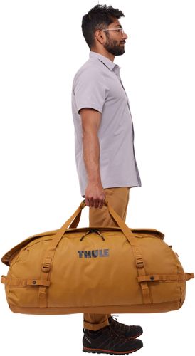 Спортивная сумка Thule Chasm Duffel 90L (Golden) 670:500 - Фото 4