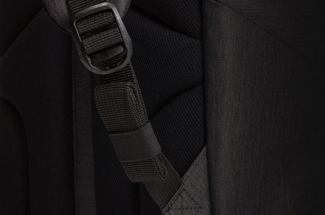 Рюкзак Thule Lithos 16L Backpack (Black) 670:500 - Фото 10