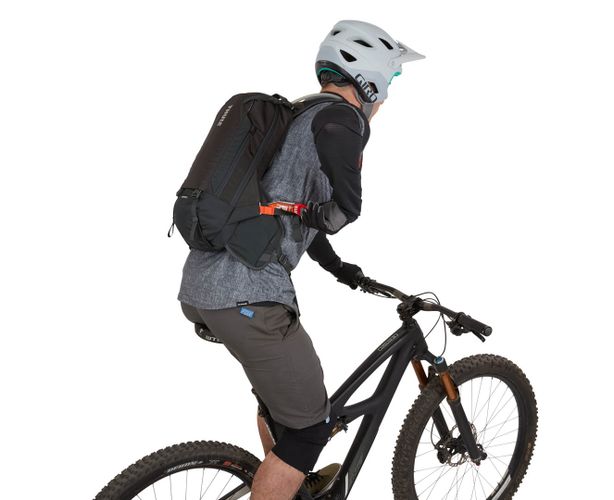 Thule Rail 12L Hydration Backpack (Obsidian) 3203797 670:500 - Фото 10
