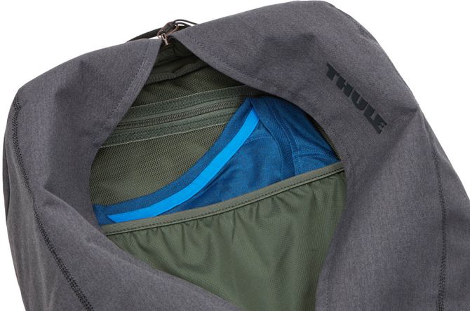 Рюкзак-Наплечная сумка Thule Vea Backpack 21L (Black) 670:500 - Фото 15