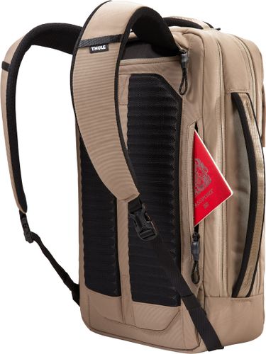 Рюкзак-Наплечная сумка Thule Paramount Convertible Laptop Bag (Timer Wolf) 670:500 - Фото 10