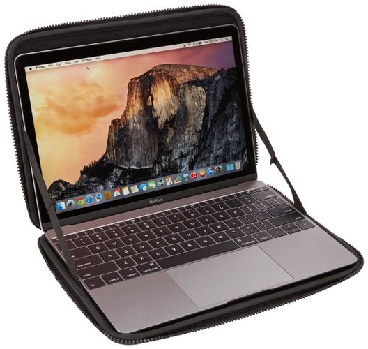 Case Thule Gauntlet MacBook Sleeve 12" (Black) 670:500 - Фото 5