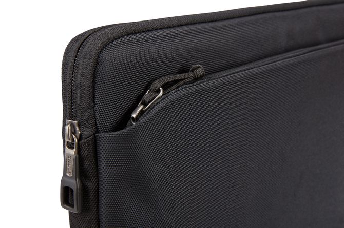 Case Thule Subterra MacBook Sleeve 15" (Black) 670:500 - Фото 6