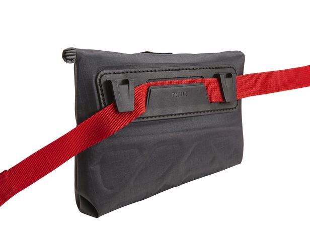 Съемный карман Thule VersaClick Rolltop Safezone Pocket 670:500 - Фото 6