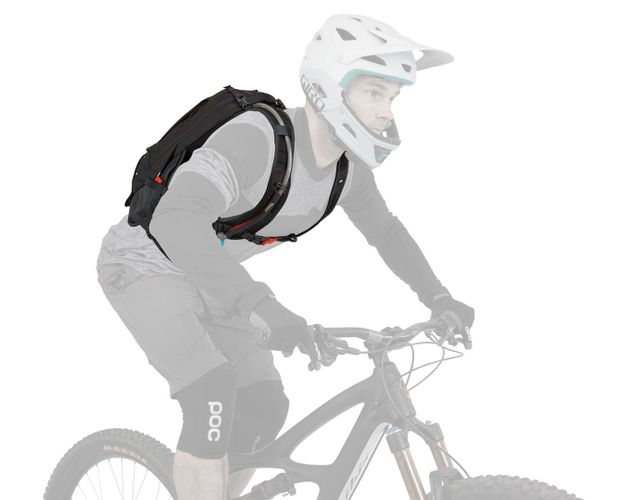 Рюкзак-гидратор Thule Rail 8L (Covert) 3203796 670:500 - Фото 7