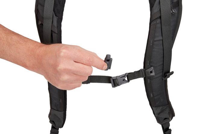 Туристический рюкзак Thule Landmark 70L (Dark Forest) 3203731 670:500 - Фото 17