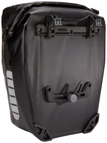 Велосипедні сумки Thule Shield Pannier 25L (Black) 670:500 - Фото 4
