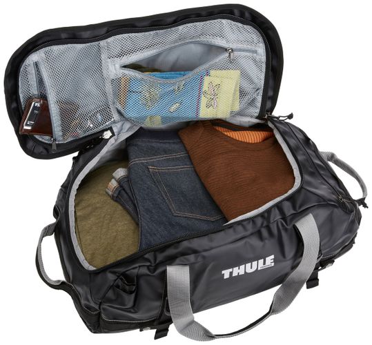 Спортивна сумка Thule Chasm Duffel 90L (Black) 3204417 670:500 - Фото 8