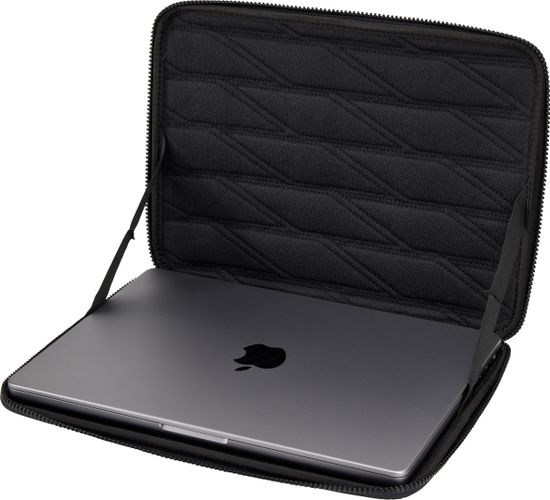 Чохол Thule Gauntlet 4 MacBook Sleeve 14'' (Black) 670:500 - Фото 4