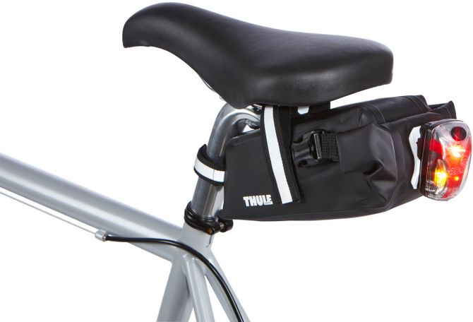 Велосипедна сумка под сидушку Thule Shield Seat Bag Small 670:500 - Фото 4