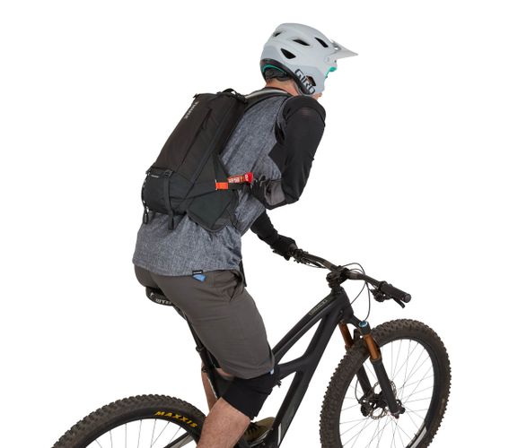 Рюкзак-гидратор Thule Rail 8L (Covert) 3203796 670:500 - Фото 10