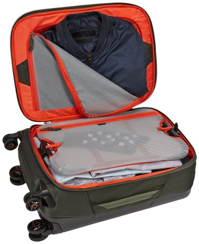 Thule Subterra Carry-On Spinner (Dark Forest) 670:500 - Фото 4