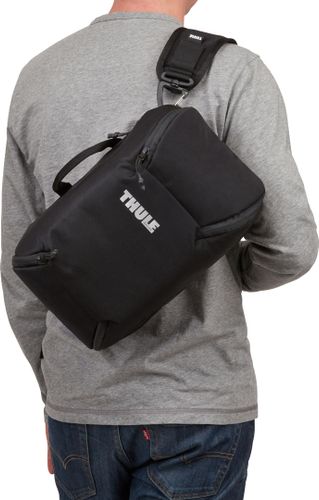 Рюкзак Thule Covert DSLR Rolltop Backpack 32L (Black) 670:500 - Фото 9